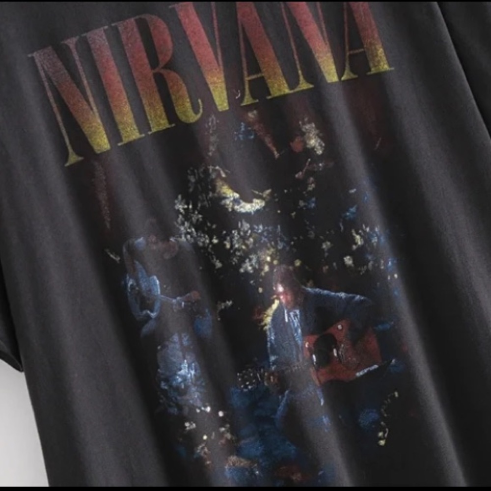 Oversized Nirvana Concert Vintage Band Graphic Tee - Picture 9 of 11